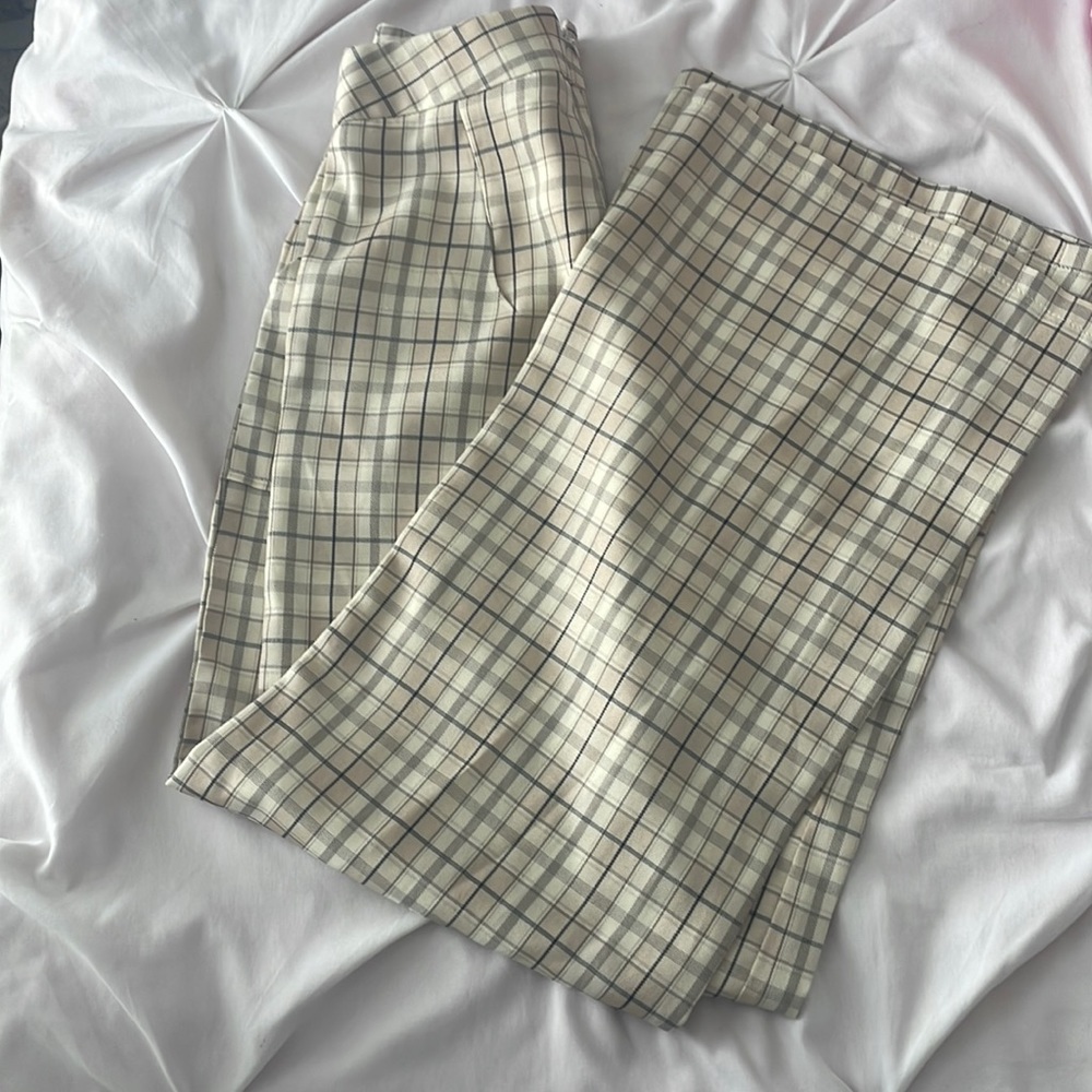 chrome beige pants size xs